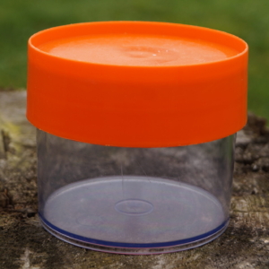 Vintage dåse i dansk design. Erik kold plast. 0,33 ltr
