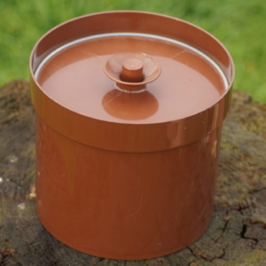 Erik kold dåse. Dansk design. 2 liter.