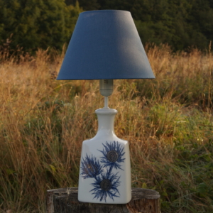 UNIKA lampe fra 1973 – Håndmalet af Ingelise Dalhoff – Kaiser lampe