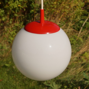 Vintage loftpendel hvid og rød 20 cm diameter 150 cm ledning