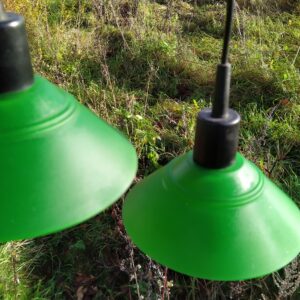 2 smukke vintage køkken pendler i glas. Sætpris