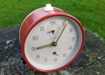 Junghans mekanisk vintage vækkeur