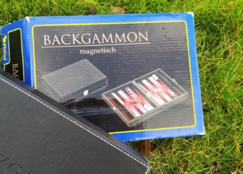 Lækkert læder indbundet Backgammon rejsespil magnetisk