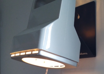 Unika Infotherm væglampe fra 70 erne. Perfekt til klinik eller til det stilfulde hjem.