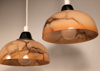 2 STK marmor glas pendler i orange burst med nyt el.