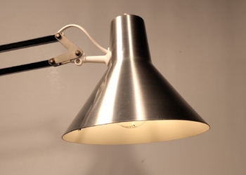 Sjælden dansk design arkitektlampe. SLB i sort og stål med nyt el.