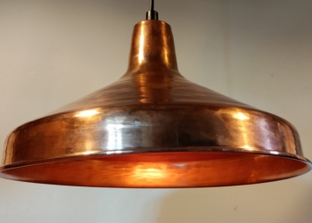 Stor smuk kobber lampe til spisebordet. 33 cm nyt el.
